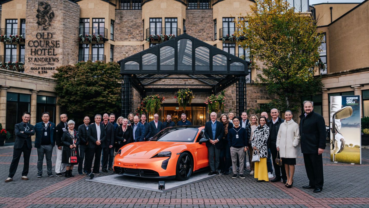 porsche-golf-circle-enjoys-dream-days-at-the-home-of-golf-porsche